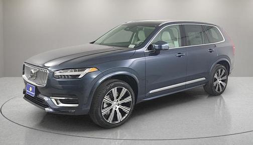 2025 Volvo XC90 B6 Ultra