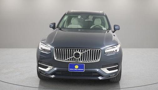 2025 Volvo XC90 B6 Ultra