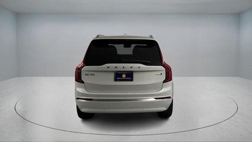 2026 Volvo XC90 B6 Ultra 7-Seater
