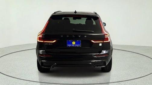 Onyx Black Metallic 2026 Volvo XC60 Plug-In Hybrid T8 Polestar Engineered