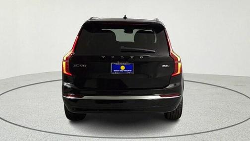 Onyx Black Metallic 2026 Volvo XC90 B5 Plus 7-Seater