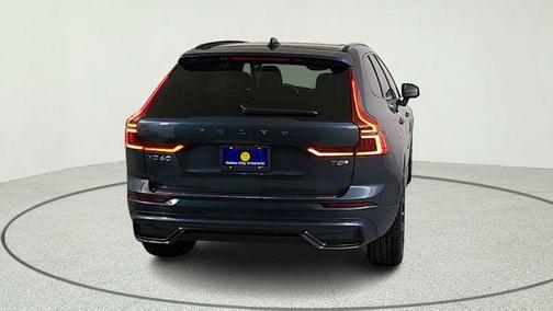 Denim Blue Metallic 2026 Volvo XC60 Plug-In Hybrid T8 Ultra