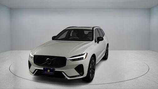 2026 Volvo XC60 B5 Plus