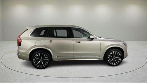Bright 2026 Volvo XC90 Plug-In Hybrid T8 Plus 7-Seater
