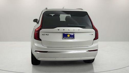 2025 Volvo XC90 Plug-In Hybrid T8 Ultra 7-Seater