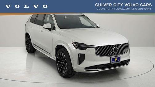 2025 Volvo XC90 Plug-In Hybrid T8 Ultra 7-Seater