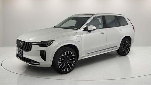 2025 Volvo XC90 Plug-In Hybrid T8 Ultra 7-Seater