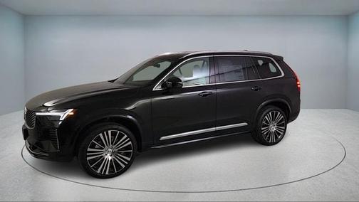2026 Volvo XC90 B5 Plus 7-Seater