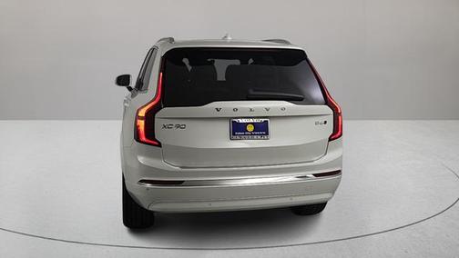 2025 Volvo XC90 B6 Plus 7-Seater