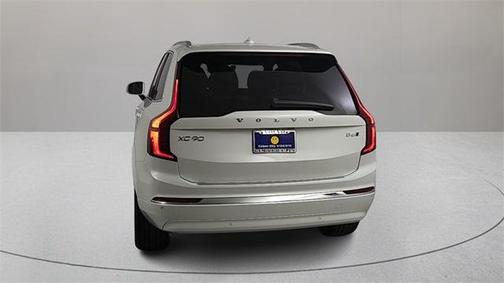 2025 Volvo XC90 B6 Plus 7-Seater