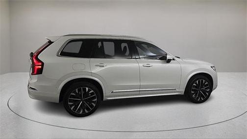 2025 Volvo XC90 B6 Plus 7-Seater