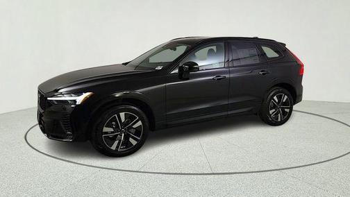 Onyx Black Metallic 2026 Volvo XC60 B5 Plus