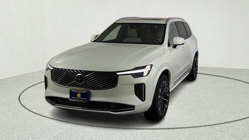 Crystal White Pearl 2026 Volvo XC90 Plug-In Hybrid T8 Plus 7-Seater