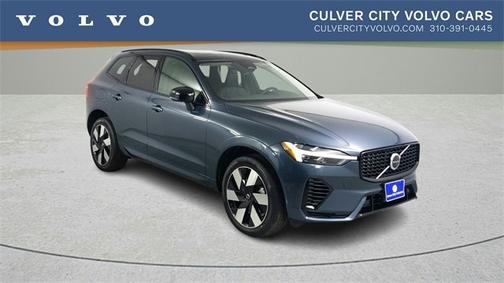 2025 Volvo XC60 Plug-In Hybrid T8 Plus