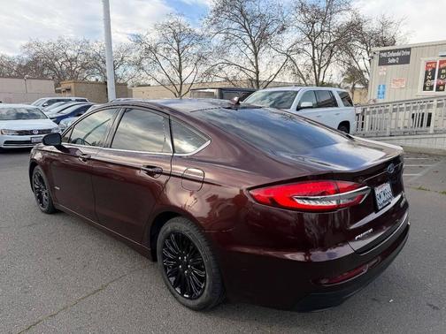 2019 Ford Fusion Hybrid SE