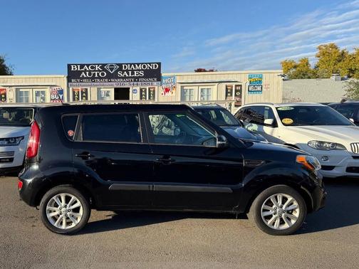 2012 Kia Soul +