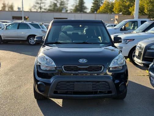 2012 Kia Soul +