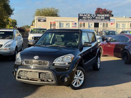 2012 Kia Soul +