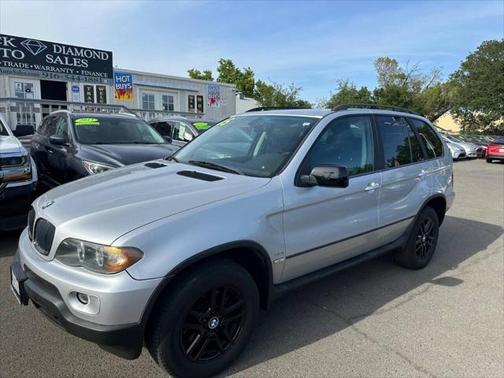 2005 BMW X5 3.0i