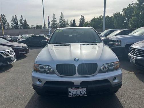 2005 BMW X5 3.0i