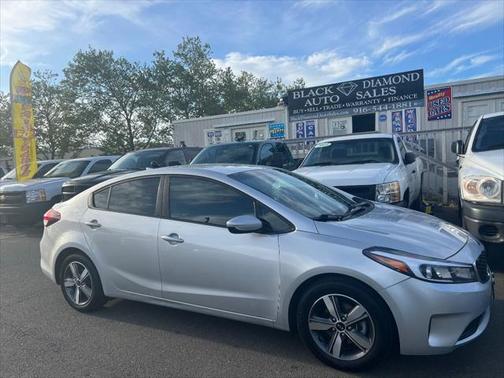 Photo 4 of 22 of 2018 Kia Forte LX
