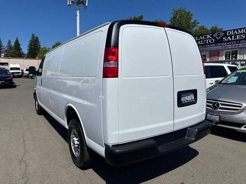 Summit White 2019 GMC Savana 3500 Work Van
