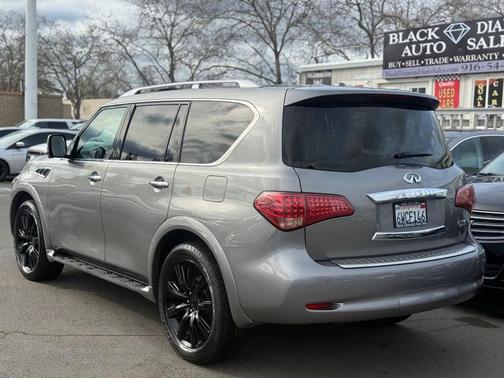 2012 INFINITI QX56 Base