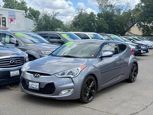 2013 Hyundai Veloster Base