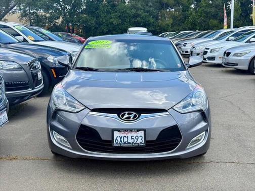 2013 Hyundai Veloster Base