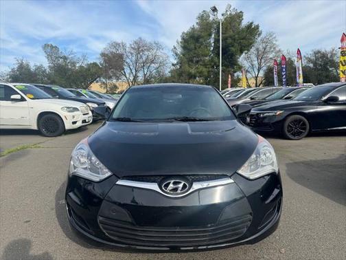 2013 Hyundai Veloster Base