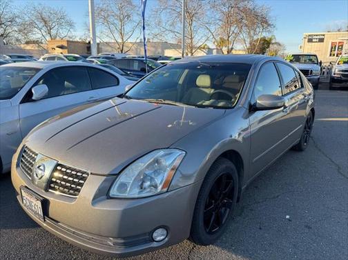 2004 Nissan Maxima SL