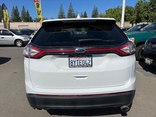 2015 Ford Edge SE