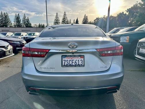 Celestial Silver Metallic 2016 Toyota Avalon XLE Premium