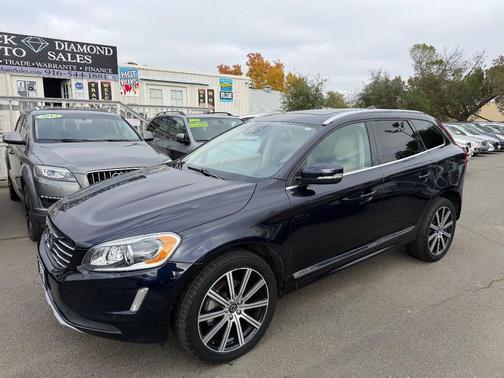 2016 Volvo XC60 T5 Drive-E Platinum