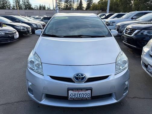 2010 Toyota Prius III