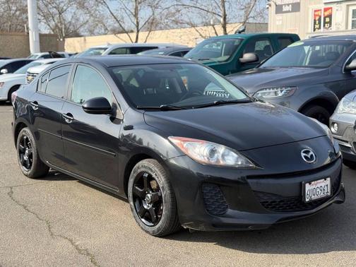 2012 Mazda Mazda3 i Sport