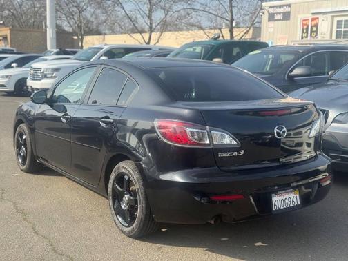 2012 Mazda Mazda3 i Sport