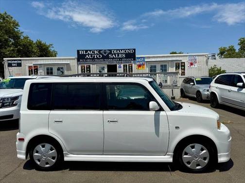 2006 Scion xB Base