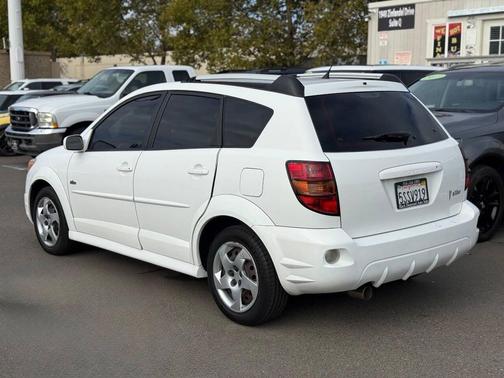 2006 Pontiac Vibe Base