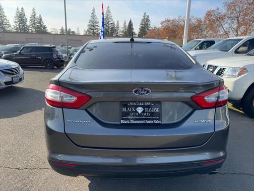 2016 Ford Fusion Hybrid S