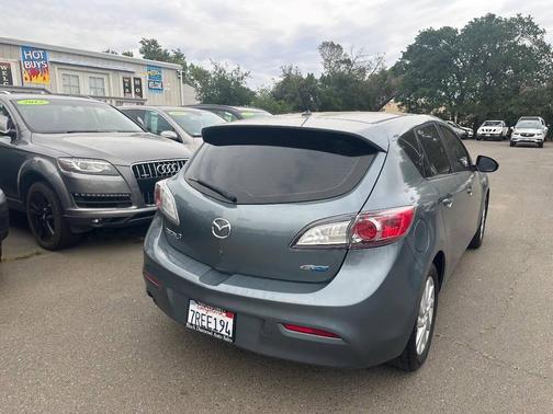 Gray 2012 Mazda Mazda3 i Grand Touring