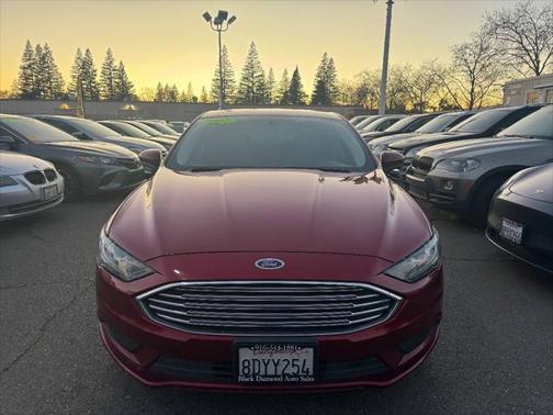 2017 Ford Fusion Hybrid SE