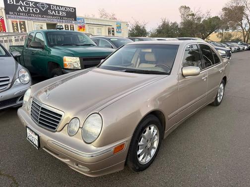 2001 Mercedes-Benz E-Class E 320 4dr Sedan