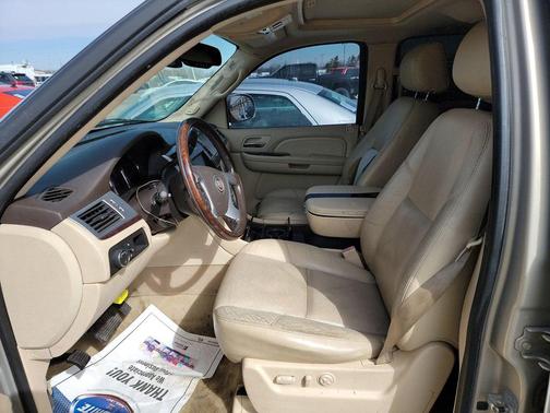 2007 Cadillac Escalade Base