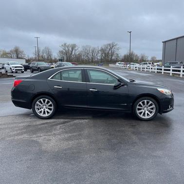 BLACK 2015 Chevrolet Malibu 1LZ