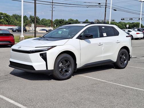 Wind Chill Pearl 2026 Toyota bZ XLE Plus