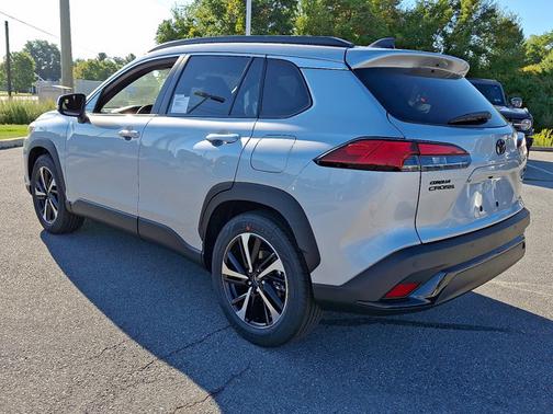 2025 Toyota Corolla Cross Hybrid XSE