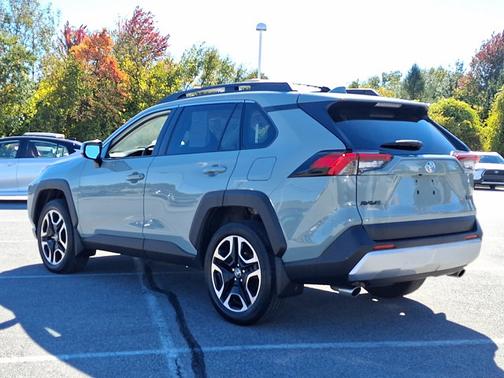 2019 Toyota RAV4 Adventure