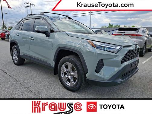 2022 Toyota RAV4 XLE