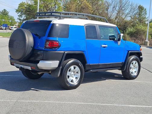 VOODOO BLUE 2007 Toyota FJ Cruiser 4DR 4WD AT